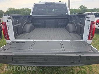 2026 Ford F-150 Raptor Crew Cab Short Bed - miniatura 11