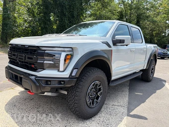 2026 Ford F-150 Raptor Crew Cab Short Bed - miniatura 1