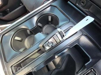 2026 Ford F-150 Raptor Crew Cab Short Bed - miniatura 5