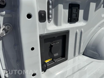 2026 Ford F-150 Raptor Crew Cab Short Bed - miniatura 17