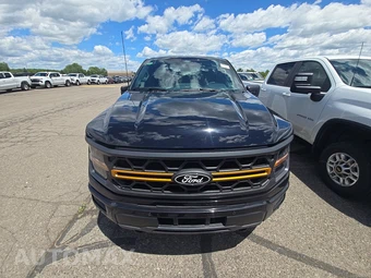 2026 Ford F-150 Tremor Crew Cab Short Bed - miniatura 2