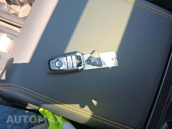 2026 Ford F-150 Tremor Crew Cab Short Bed - miniatura 5