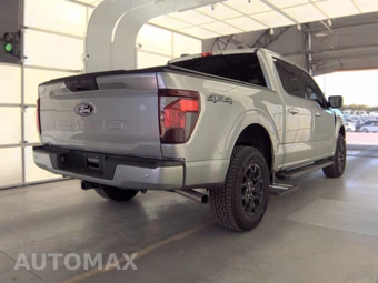 2026 Ford F-150 XLT Crew Cab Short Bed - miniatura 4