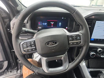 2026 Ford F-150 XLT Crew Cab Short Bed - miniatura 10