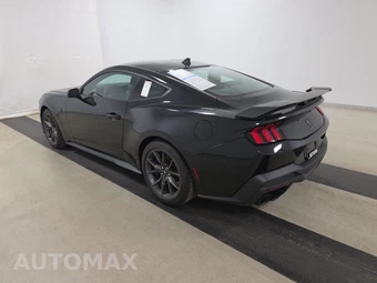 2026 Ford Mustang Dark Horse Coupe - miniatura 6