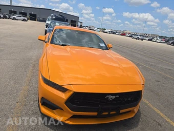 2026 Ford Mustang EcoBoost Coupe - miniatura 2