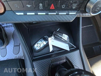 2026 Ford Mustang EcoBoost Coupe - miniatura 5
