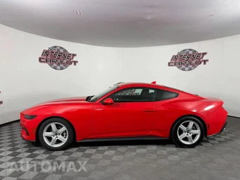 2026 Ford Mustang EcoBoost Coupe - miniatura 4