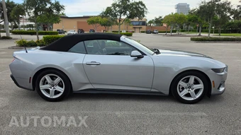 2026 Ford Mustang EcoBoost Premium Convertible - miniatura 3