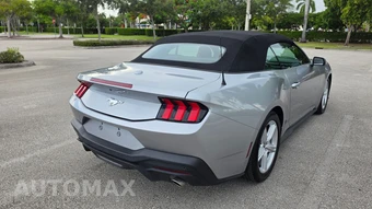 2026 Ford Mustang EcoBoost Premium Convertible - miniatura 4