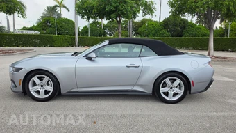 2026 Ford Mustang EcoBoost Premium Convertible - miniatura 7