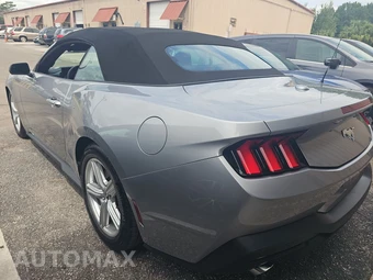 2026 Ford Mustang EcoBoost Premium Convertible - miniatura 6