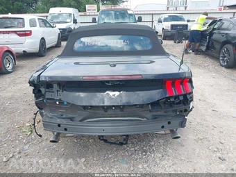 2026 Ford Mustang EcoBoost Premium Convertible - miniatura 17
