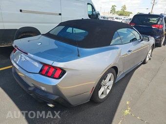 2026 Ford Mustang EcoBoost Premium Convertible - miniatura 4