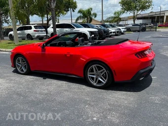 2026 Ford Mustang EcoBoost Premium Convertible - miniatura 11