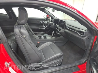 2026 Ford Mustang EcoBoost Premium Coupe - miniatura 8