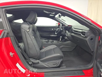 2026 Ford Mustang EcoBoost Premium Coupe - miniatura 8