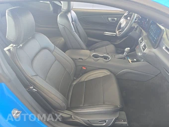 2026 Ford Mustang EcoBoost Premium Coupe - miniatura 8