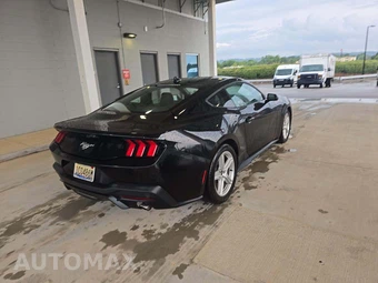 2026 Ford Mustang EcoBoost Premium Coupe - miniatura 3