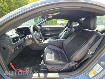 2026 Ford Mustang EcoBoost Premium Coupe - miniatura 3