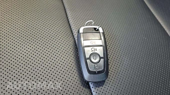2026 Ford Mustang EcoBoost Premium Coupe - miniatura 17