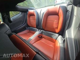 2026 Ford Mustang EcoBoost Premium Coupe - miniatura 10