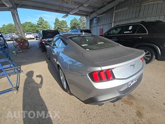 2026 Ford Mustang EcoBoost Premium Coupe - miniatura 6