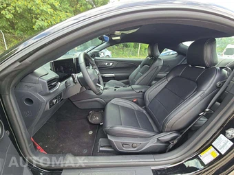 2026 Ford Mustang EcoBoost Premium Coupe - miniatura 3