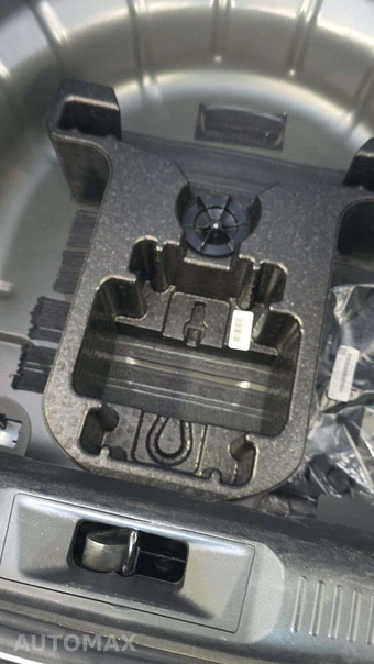 2026 Ford Mustang EcoBoost Premium Coupe - miniatura 21