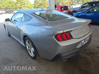 2026 Ford Mustang EcoBoost Premium Coupe - miniatura 6