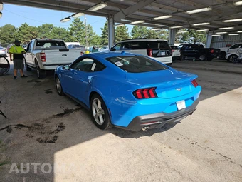 2026 Ford Mustang EcoBoost Premium Coupe - miniatura 6