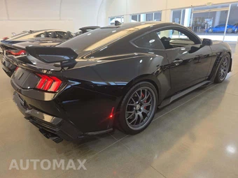 2026 Ford Mustang GT Premium Coupe - miniatura 3