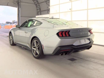 2026 Ford Mustang GT Premium Coupe - miniatura 6