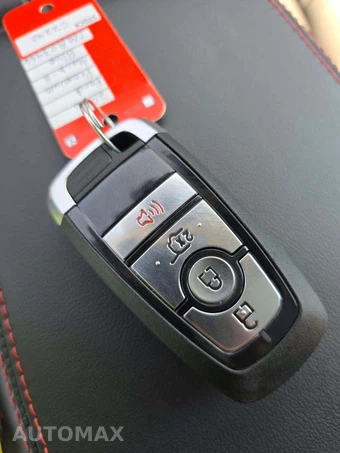 2026 Ford Mustang Mach-E Premium – miniatura 5