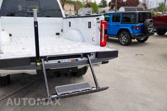 2026 Ford Super Duty F-250 King Ranch Crew Cab Medium Bed - miniatura 16
