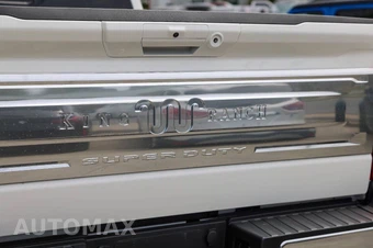 2026 Ford Super Duty F-250 King Ranch Crew Cab Medium Bed - miniatura 36