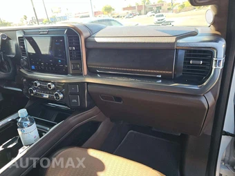 2026 Ford Super Duty F-250 King Ranch Crew Cab Medium Bed - miniatura 19