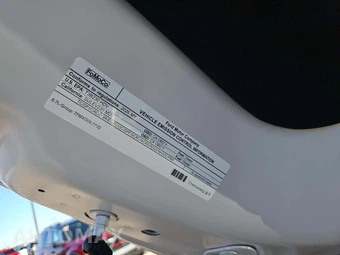 2026 Ford Super Duty F-250 King Ranch Crew Cab Medium Bed - miniatura 23