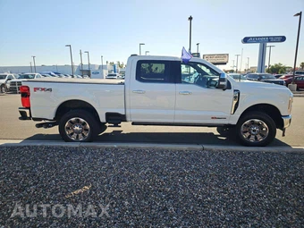 2026 Ford Super Duty F-250 King Ranch Crew Cab Medium Bed - miniatura 4