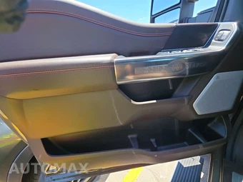 2026 Ford Super Duty F-250 King Ranch Crew Cab Medium Bed - miniatura 15