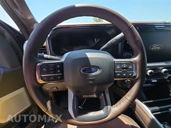 2026 Ford Super Duty F-250 King Ranch Crew Cab Medium Bed - miniatura 16