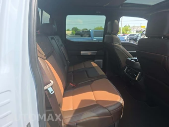 2026 Ford Super Duty F-250 King Ranch Crew Cab Medium Bed - miniatura 13