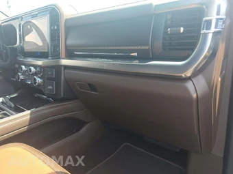 2026 Ford Super Duty F-250 King Ranch Crew Cab Medium Bed - miniatura 16