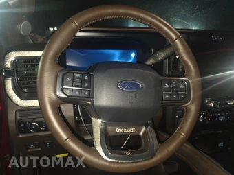 2026 Ford Super Duty F-250 King Ranch Crew Cab Medium Bed - miniatura 10