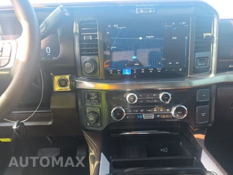2026 Ford Super Duty F-250 King Ranch Crew Cab Medium Bed - miniatura 11