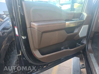 2026 Ford Super Duty F-250 King Ranch Crew Cab Medium Bed - miniatura 9