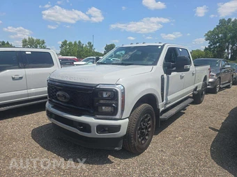 2026 Ford Super Duty F-250 LARIAT Crew Cab Long Bed