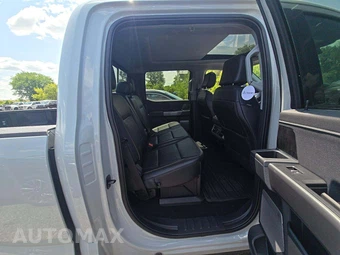 2026 Ford Super Duty F-250 LARIAT Crew Cab Long Bed - miniatura 16