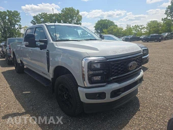 2026 Ford Super Duty F-250 LARIAT Crew Cab Long Bed - miniatura 4