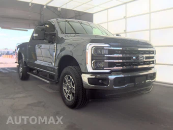 2026 Ford Super Duty F-250 Lariat Crew Cab Medium Bed - miniatura 3
